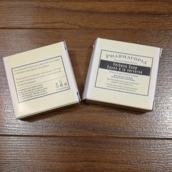 9 piece lot of new Pharmacopia toiletries - Picture 3 of 6